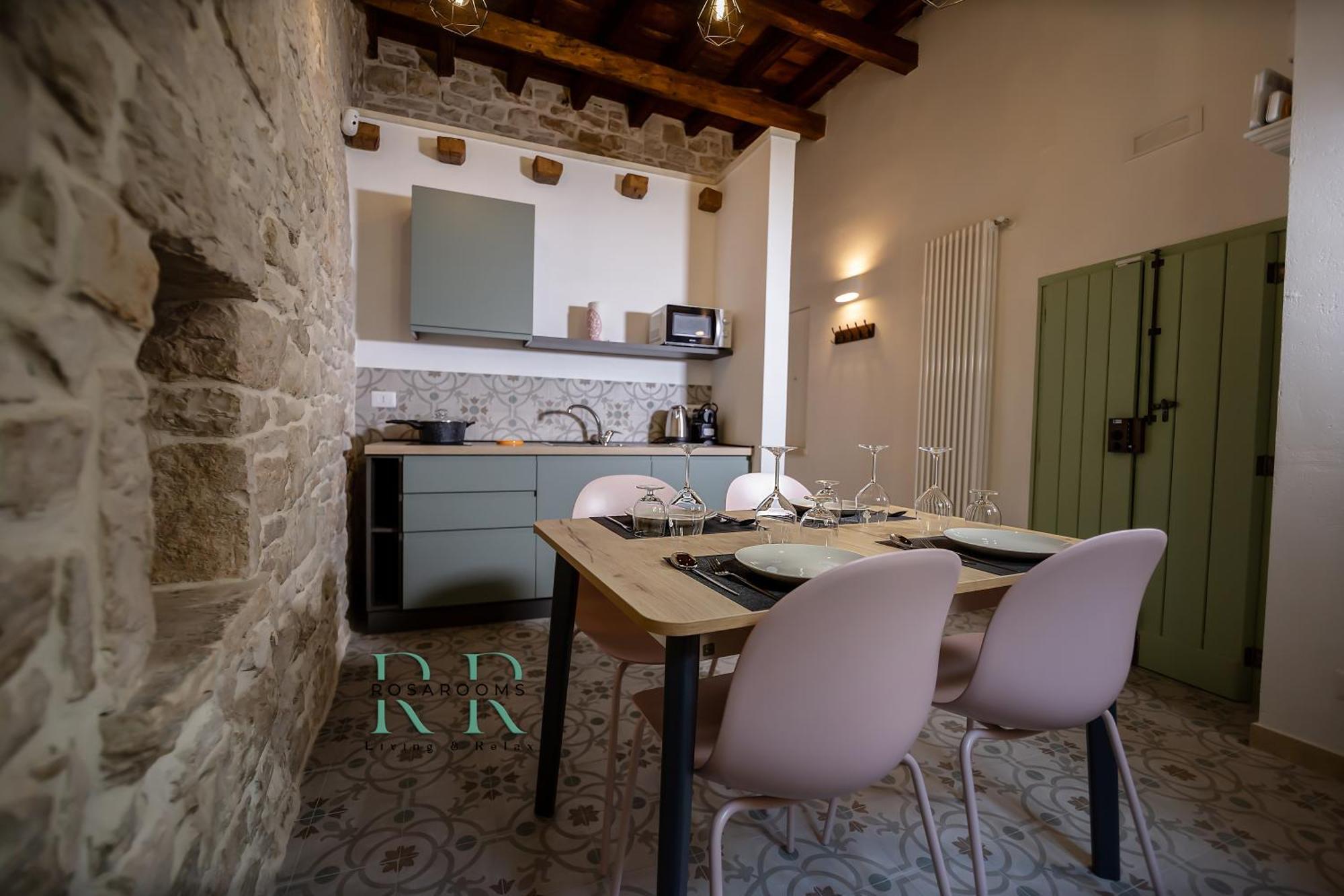 Rosa Rooms - Living & Relax - Family House Bisceglie Exterior photo